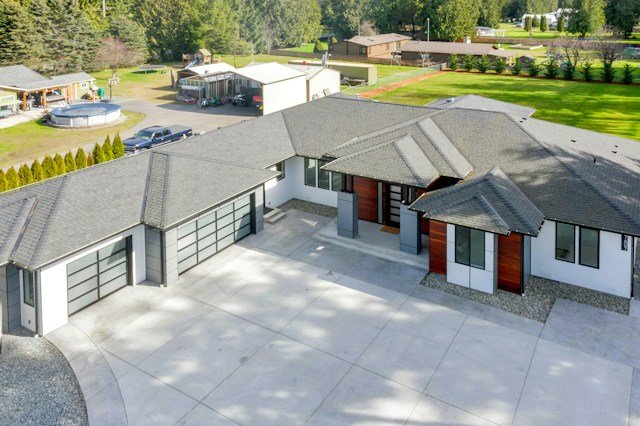 Essential Roof Maintenance Tips for Every Season
